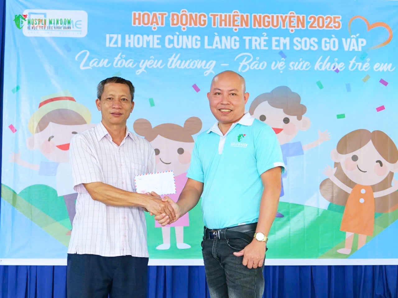 hoat-dong-thien-nguyen-izihome-tai-lang-tre-em-sos-go-vap